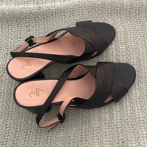 Naturalizer sandals